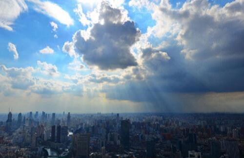 西安试点防臭氧“神器” 空气净化路灯和纳米保护膜齐上阵
