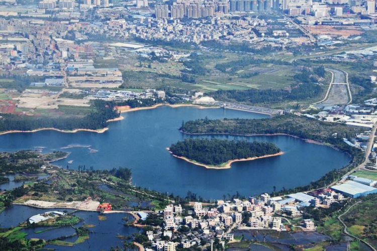 控制污水重塑自然岸线 海口"精治""善治"城镇内河湖水