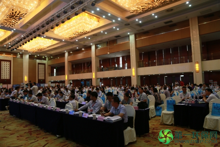 邢台供需对接会现场图片